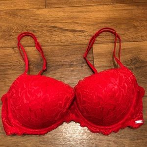 New Victoria’s Secret PINK Date Push Up Bra